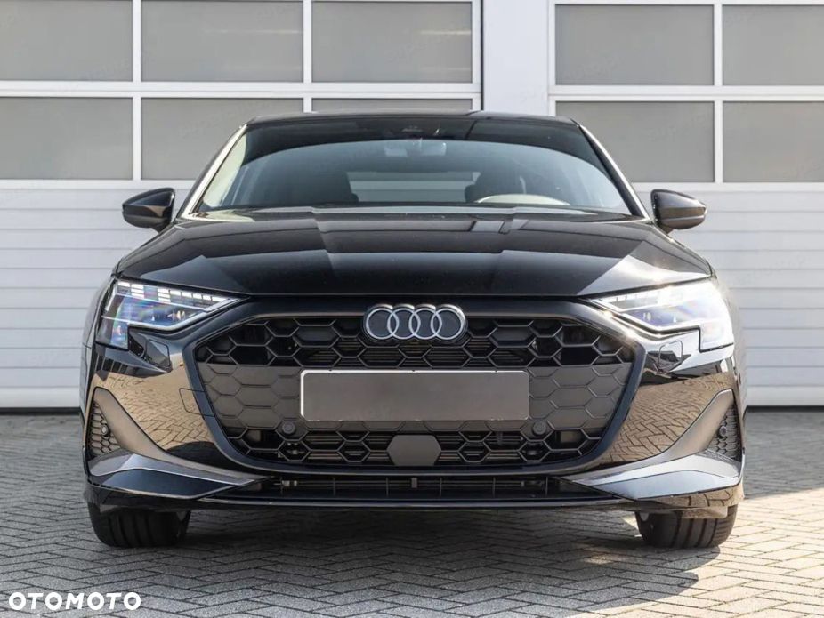 Audi A3 Limousine 35 TFSI mHEV Advanced S tronic - 4