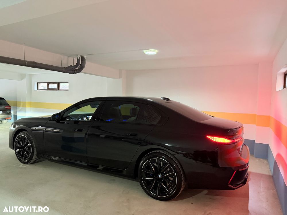 BMW Seria 7 - 20