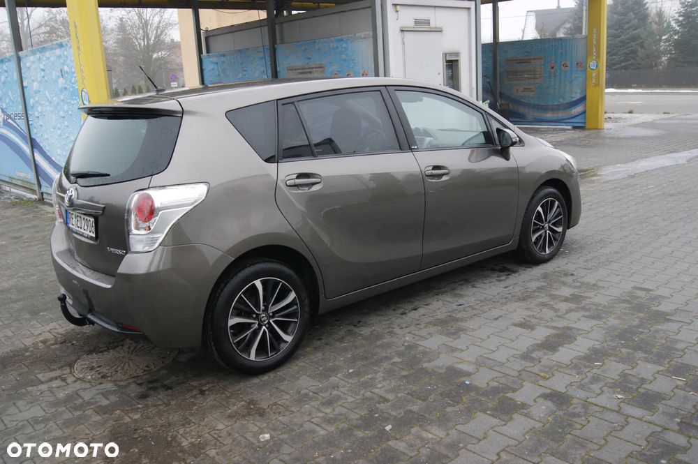Toyota Verso 1.8 Multidrive Edition - 7