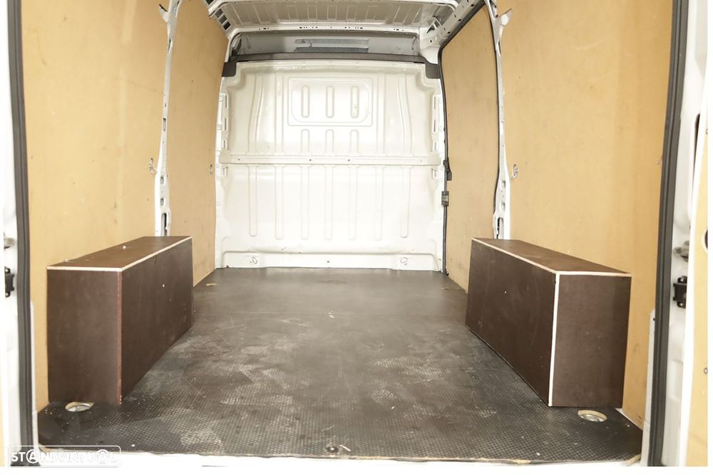 Peugeot boxer 2.2 bluehdi 333 l2h2 - 16