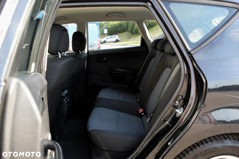 Kia Ceed 1.6 Comfort + - 7