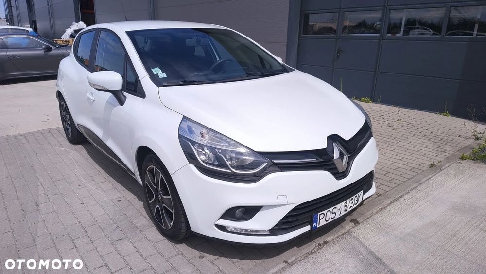 Renault Clio - 2