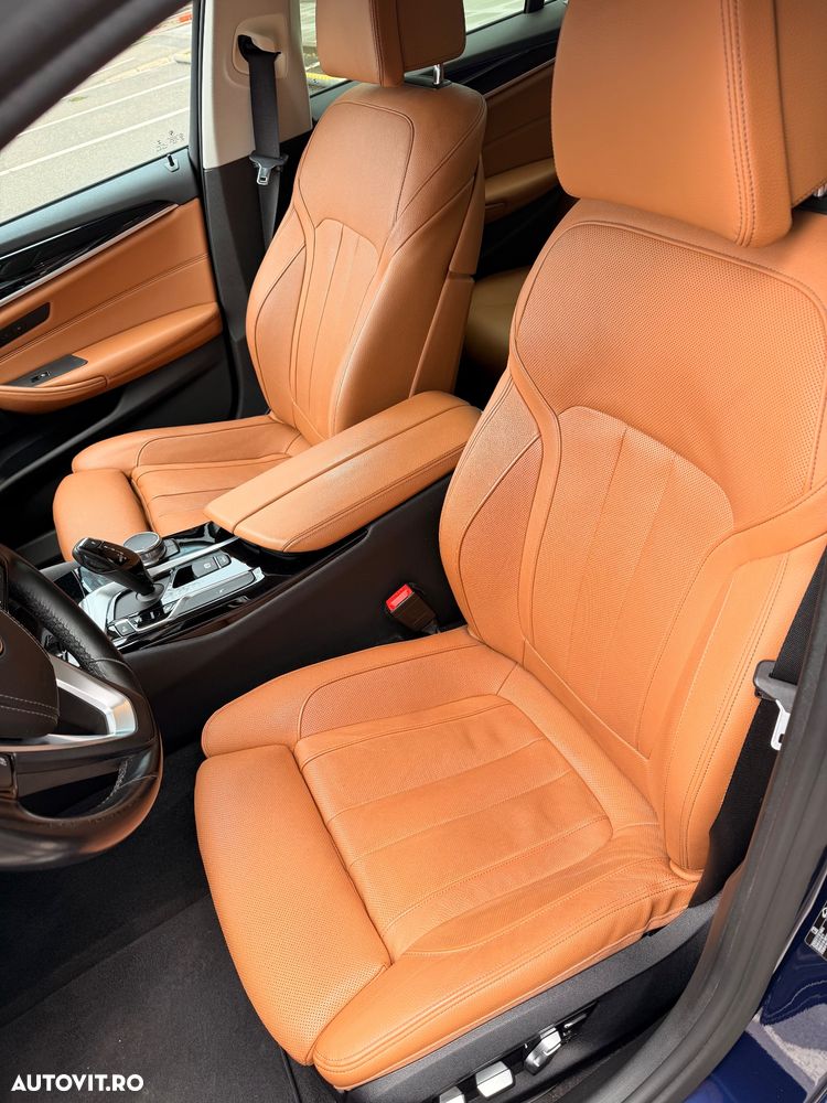 BMW Seria 5 520d AT - 9