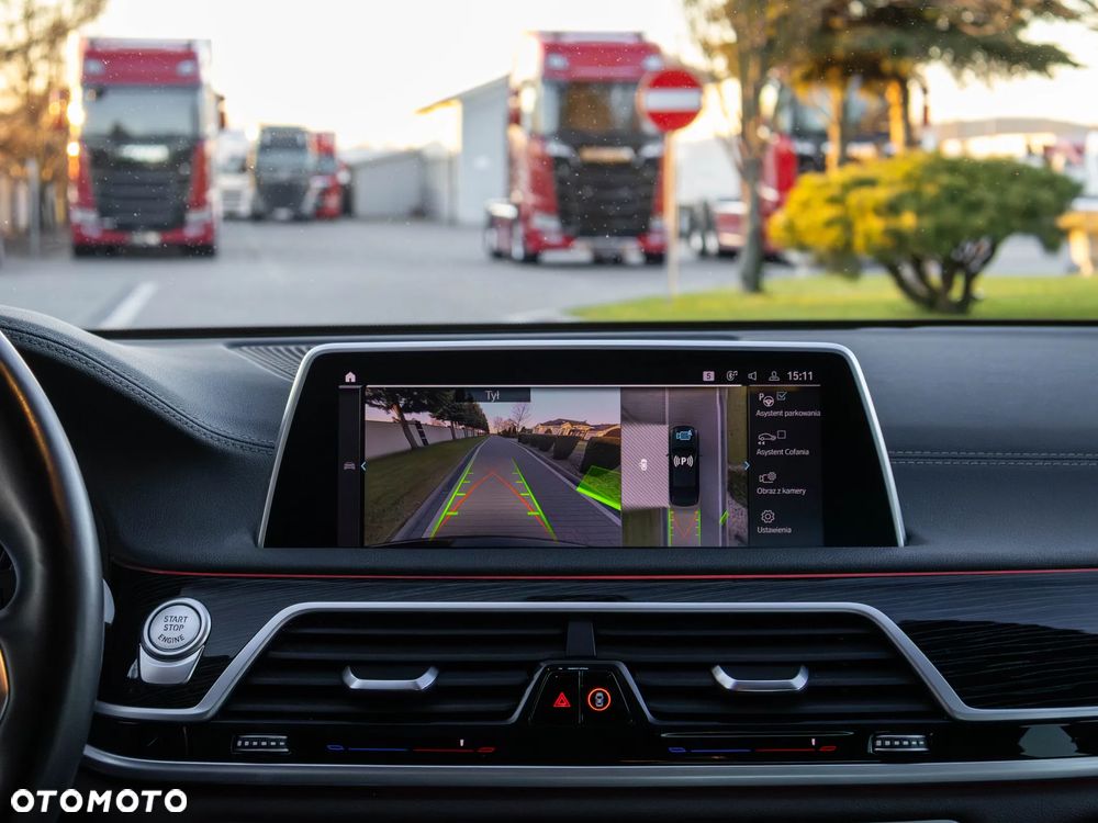 BMW Seria 7 730d xDrive mHEV sport - 31