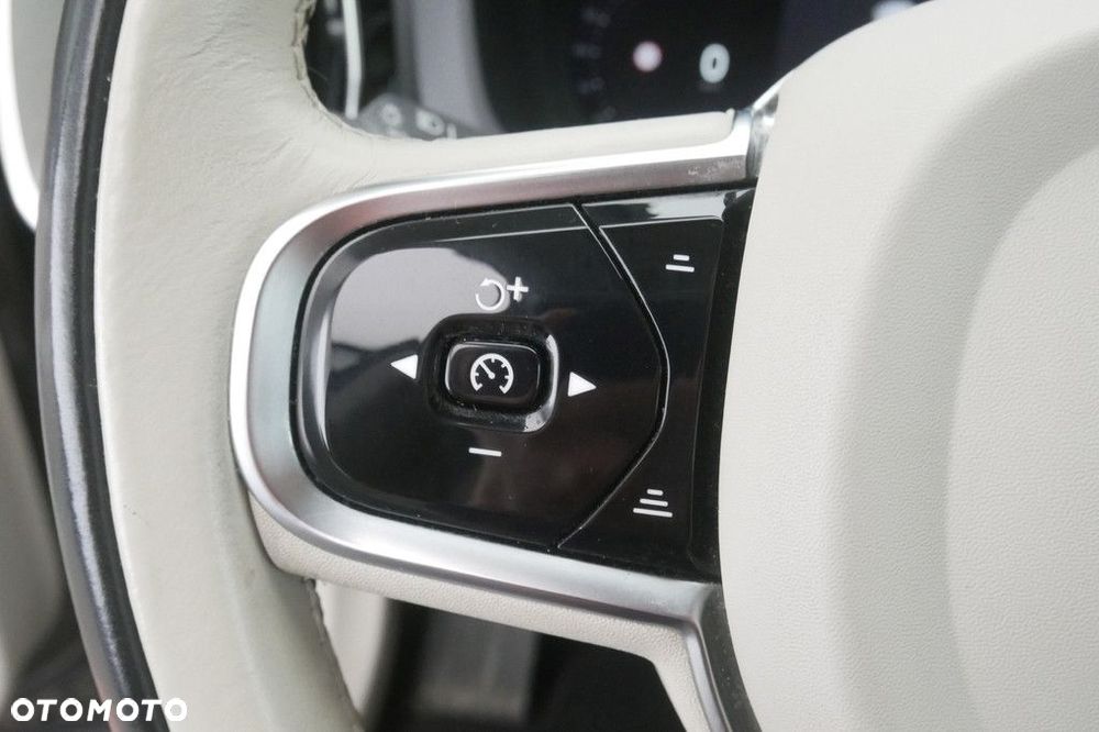 Volvo XC 60 - 27