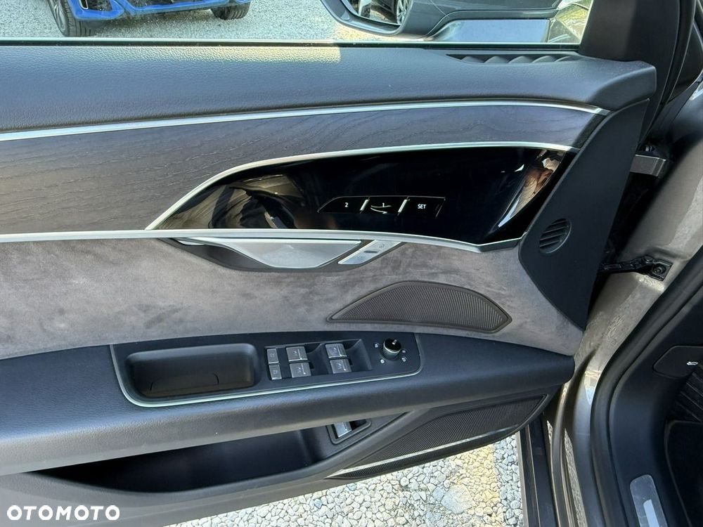 Audi A8 - 20