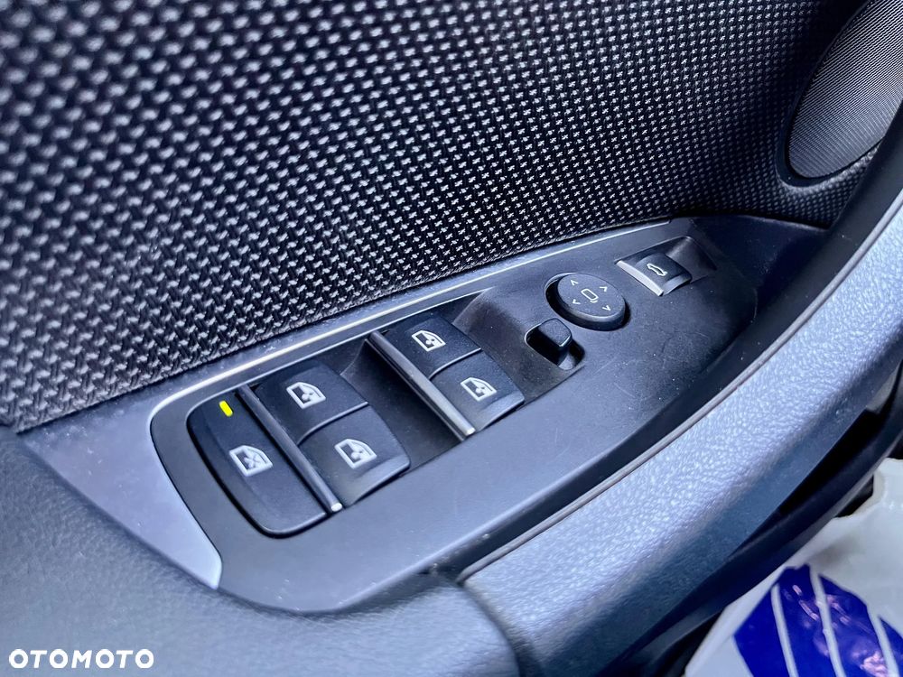 BMW X3 sDrive18d - 31