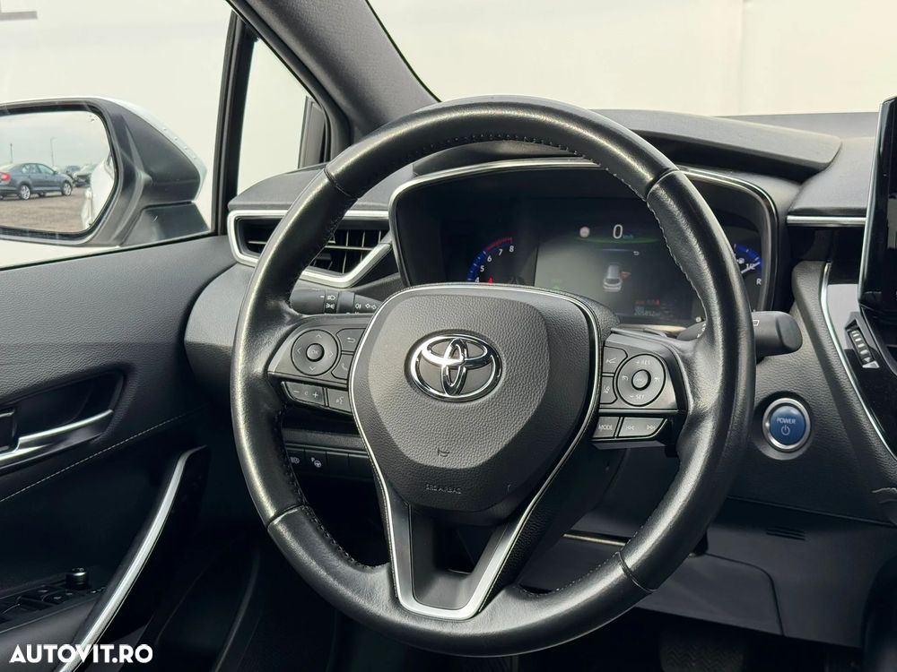Toyota Corolla 2.0 Hybrid Touring Sports Comfort - 14