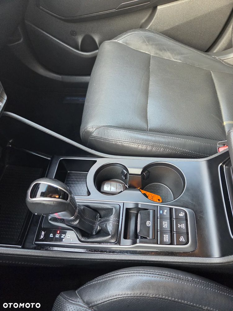 Hyundai Tucson 2.0 CRDI 4WD Automatik Premium - 12