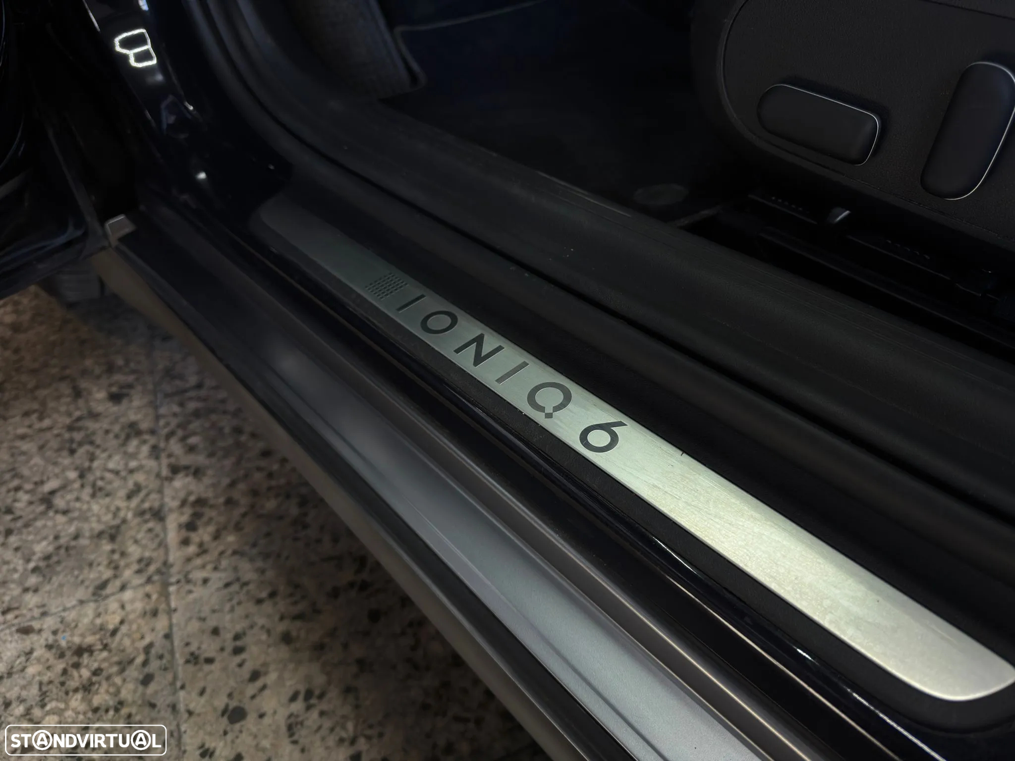 Hyundai Ioniq 6 77 kWh Premium - 31