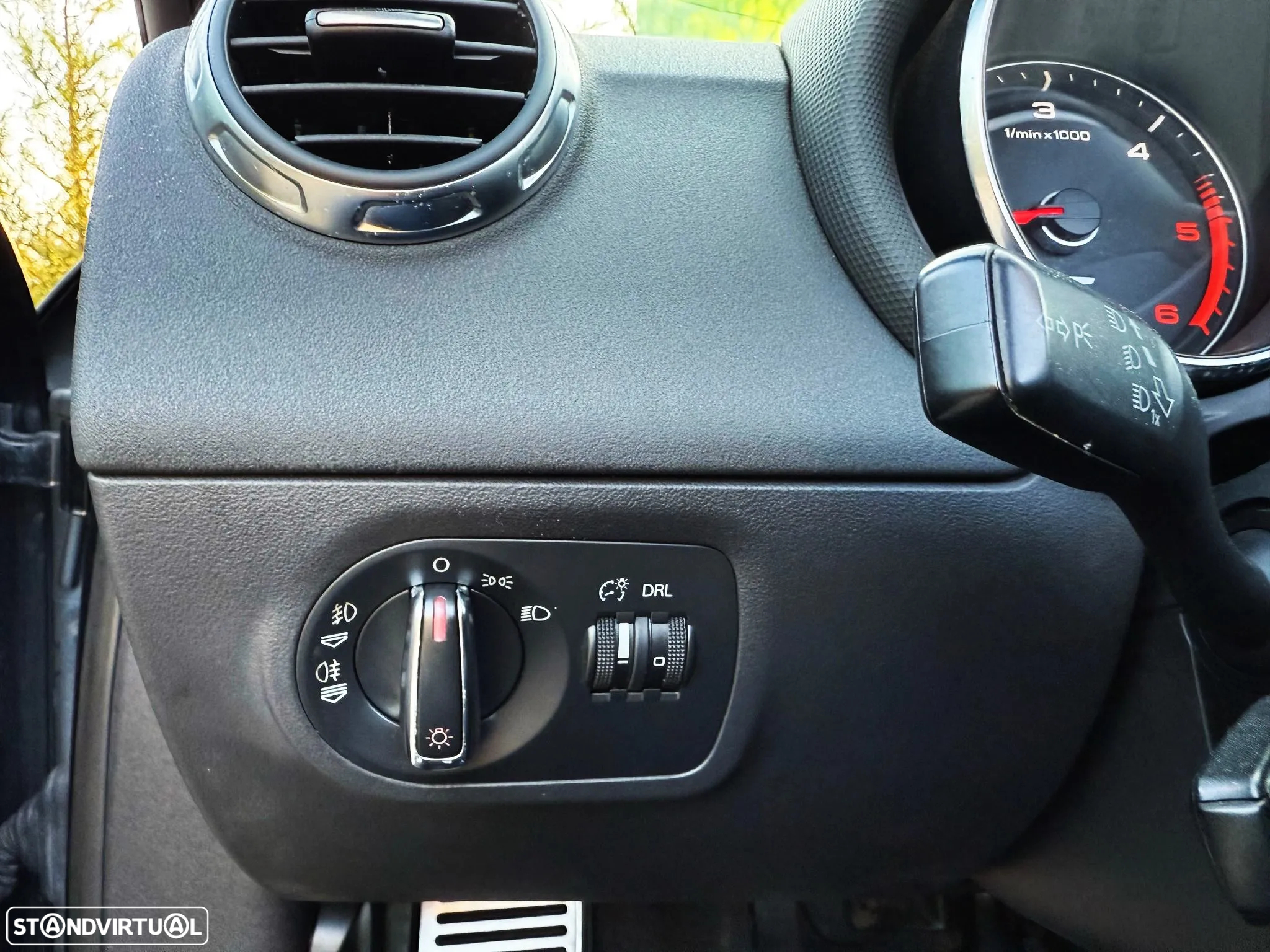 Audi TT Coupé 2.0 TDI quattro - 11