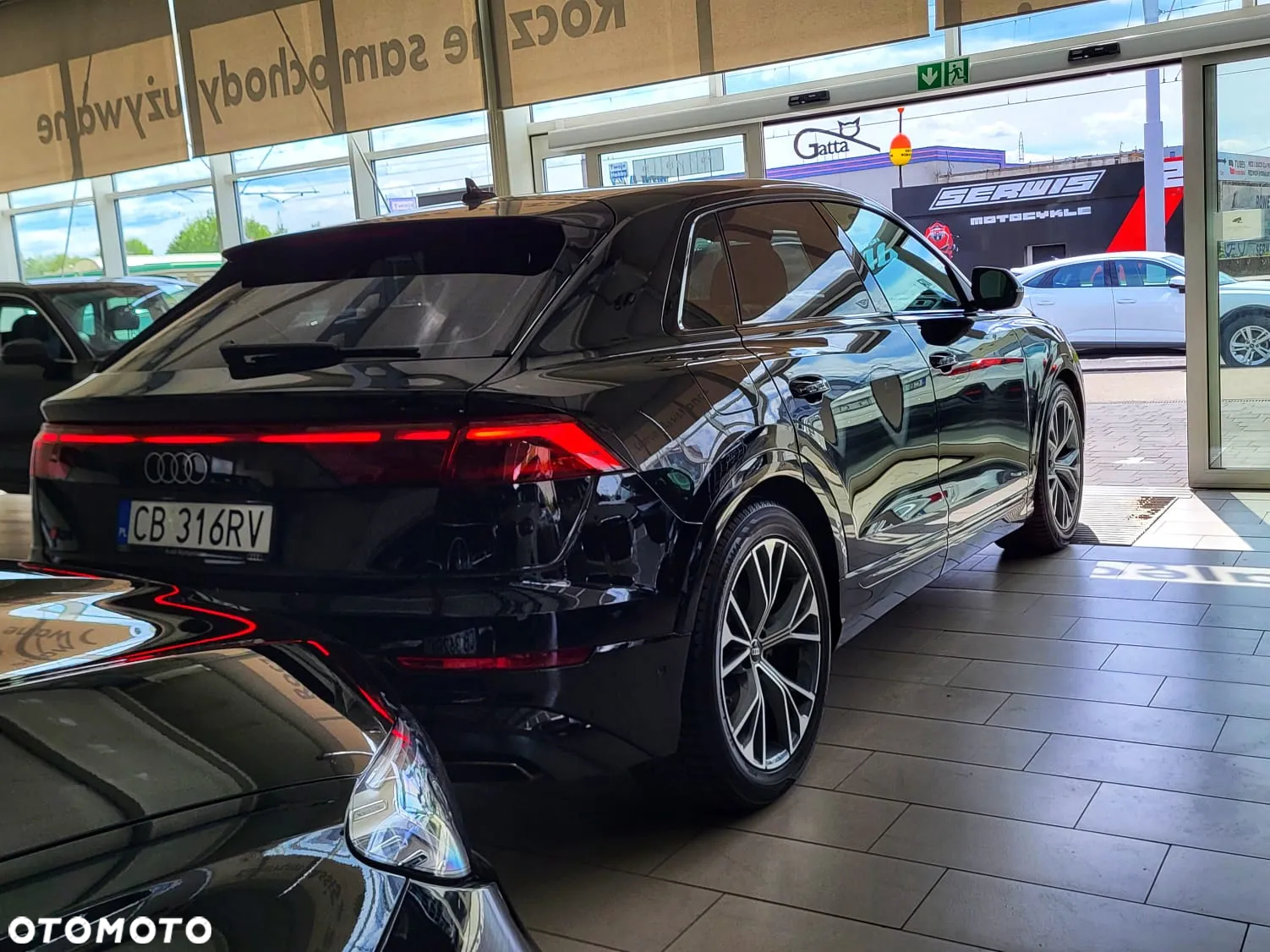 Audi Q8 - 10