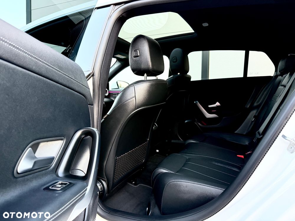 Mercedes-Benz CLA 200 d 8G-DCT Special Edition - 26