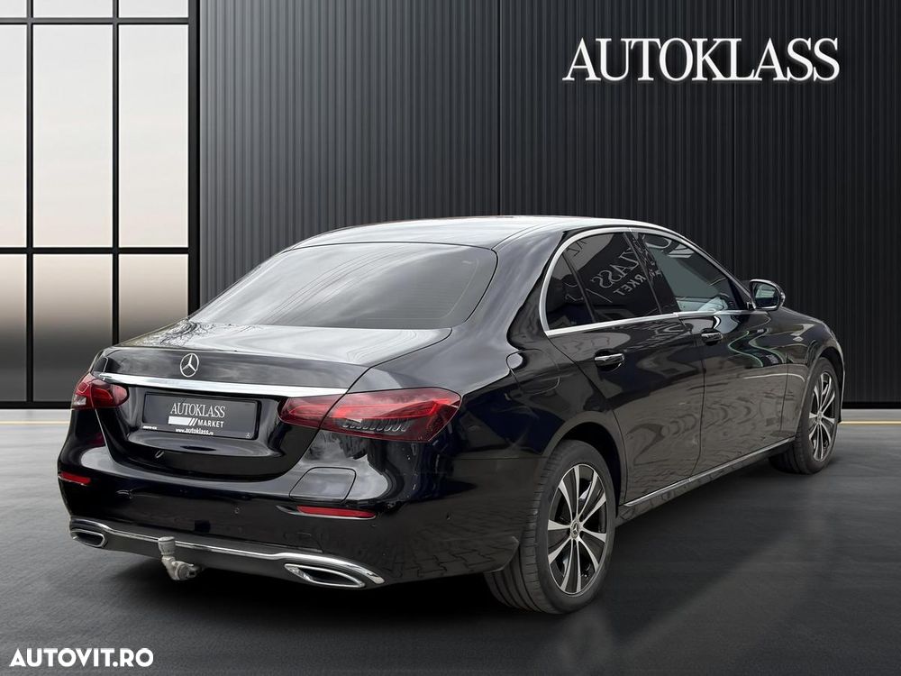 Mercedes-Benz E 300 4MATIC Aut. - 5