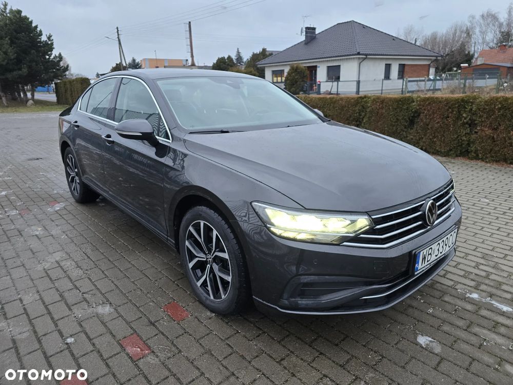 Volkswagen Passat 2.0 TDI EVO Business DSG - 7