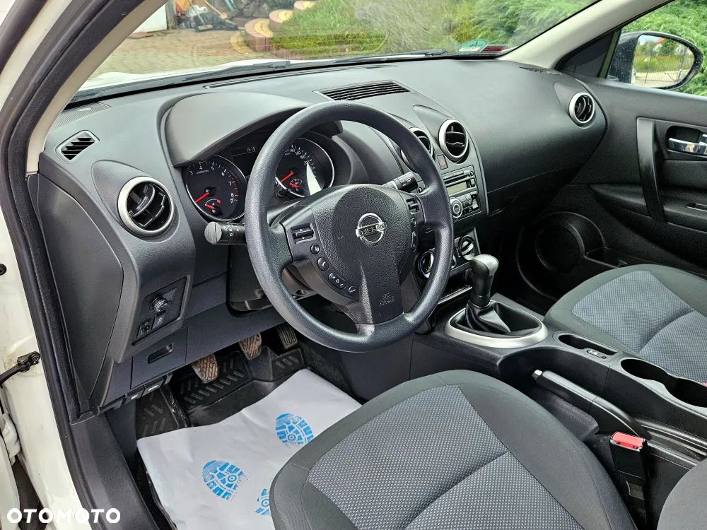 Nissan Qashqai 1.6 visia - 15