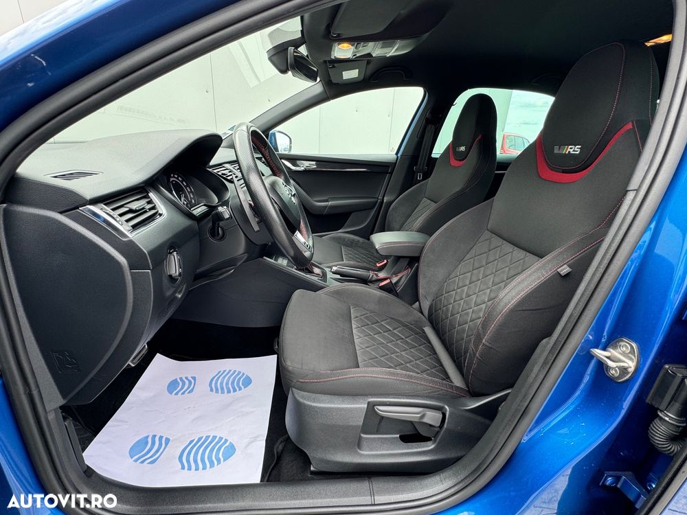 Skoda Octavia 2.0 TDI RS DSG - 6
