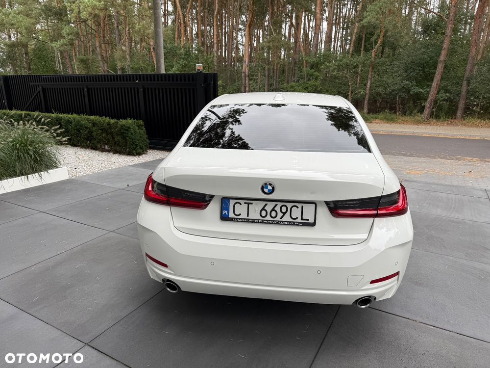 BMW Seria 3 318d - 12