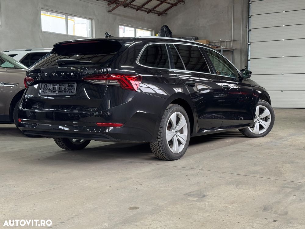 Skoda Octavia 2.0 TDI DSG Style - 4