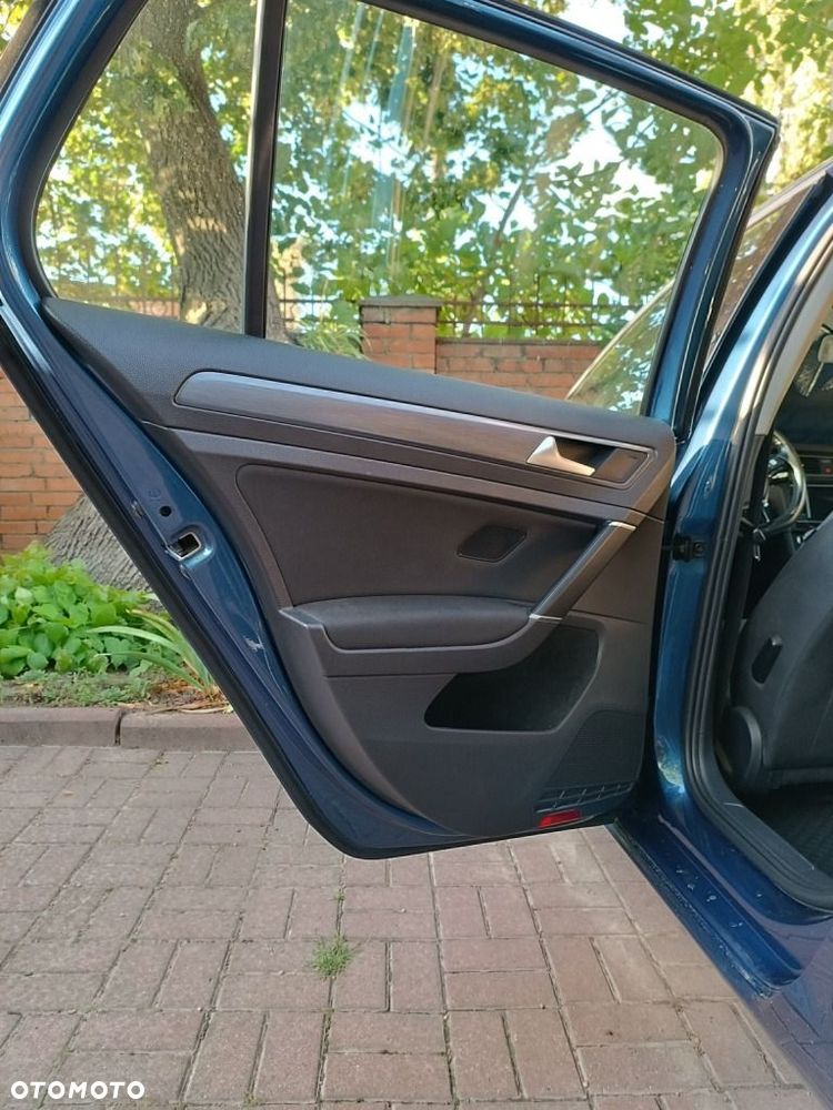 Volkswagen Golf 1.4 TSI BMT Comfortline - 15