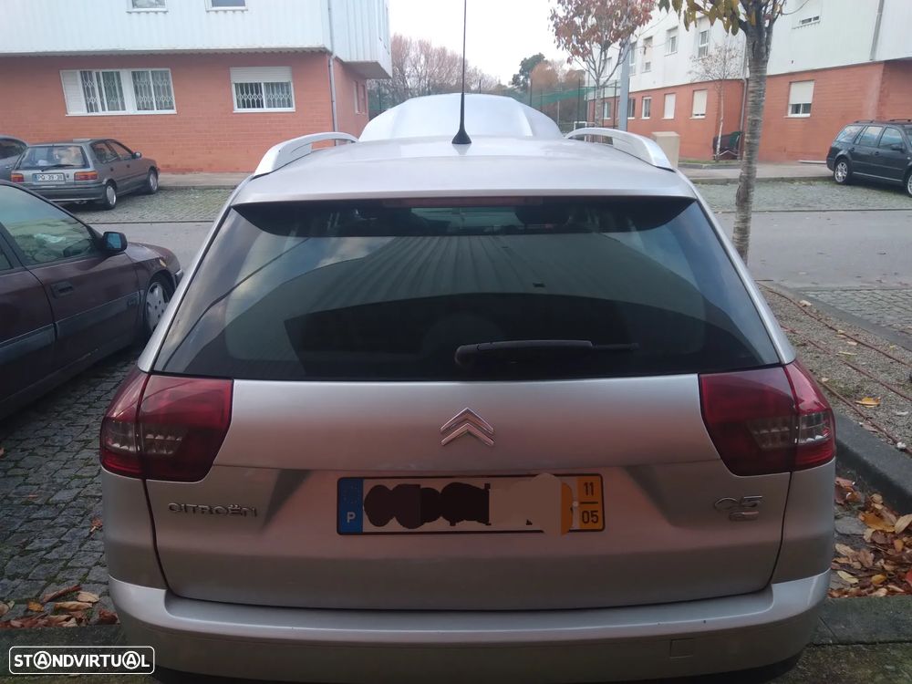 Citroën C5 Tourer e-HDi 110 EGS6 FAP Tendance - 4