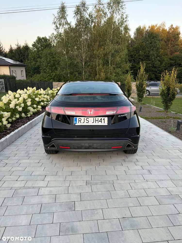 Honda Civic 1.8i-VTEC Sport - 3