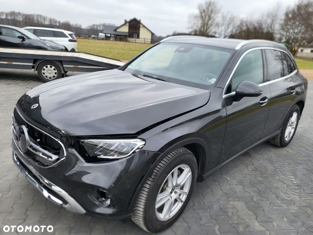 Mercedes-Benz GLC 300 4Matic 9G-TRONIC Exclusive - 4