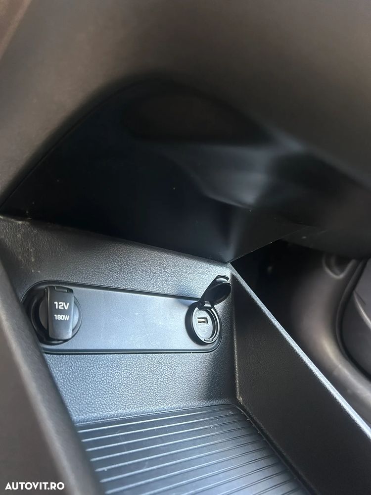 Hyundai KONA Premium - 15