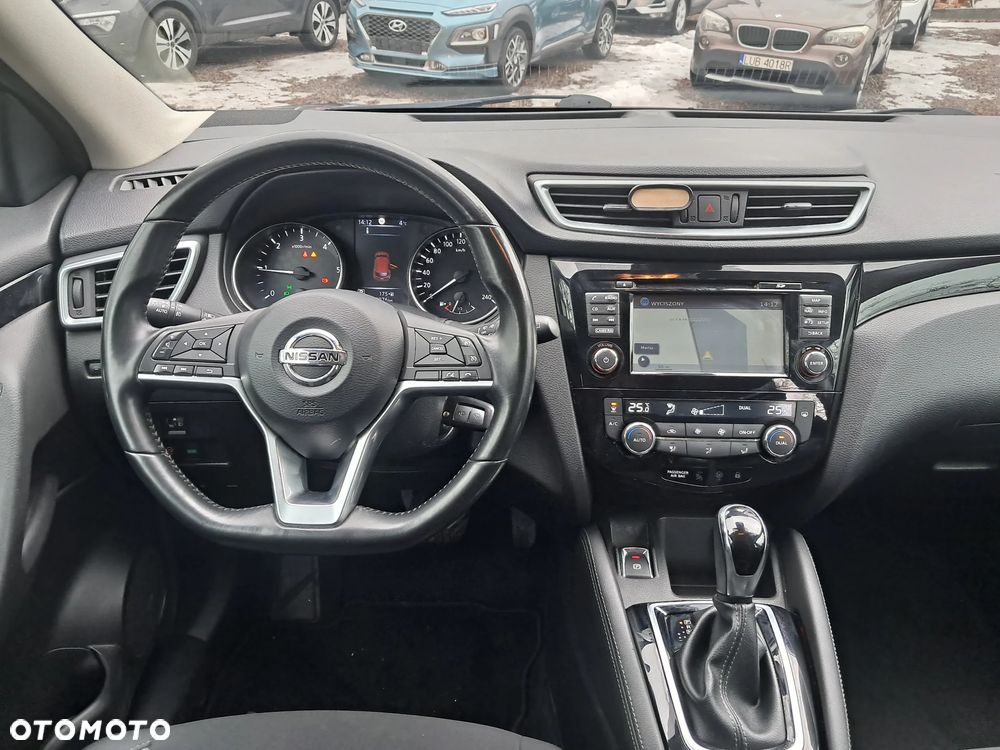 Nissan Qashqai - 15