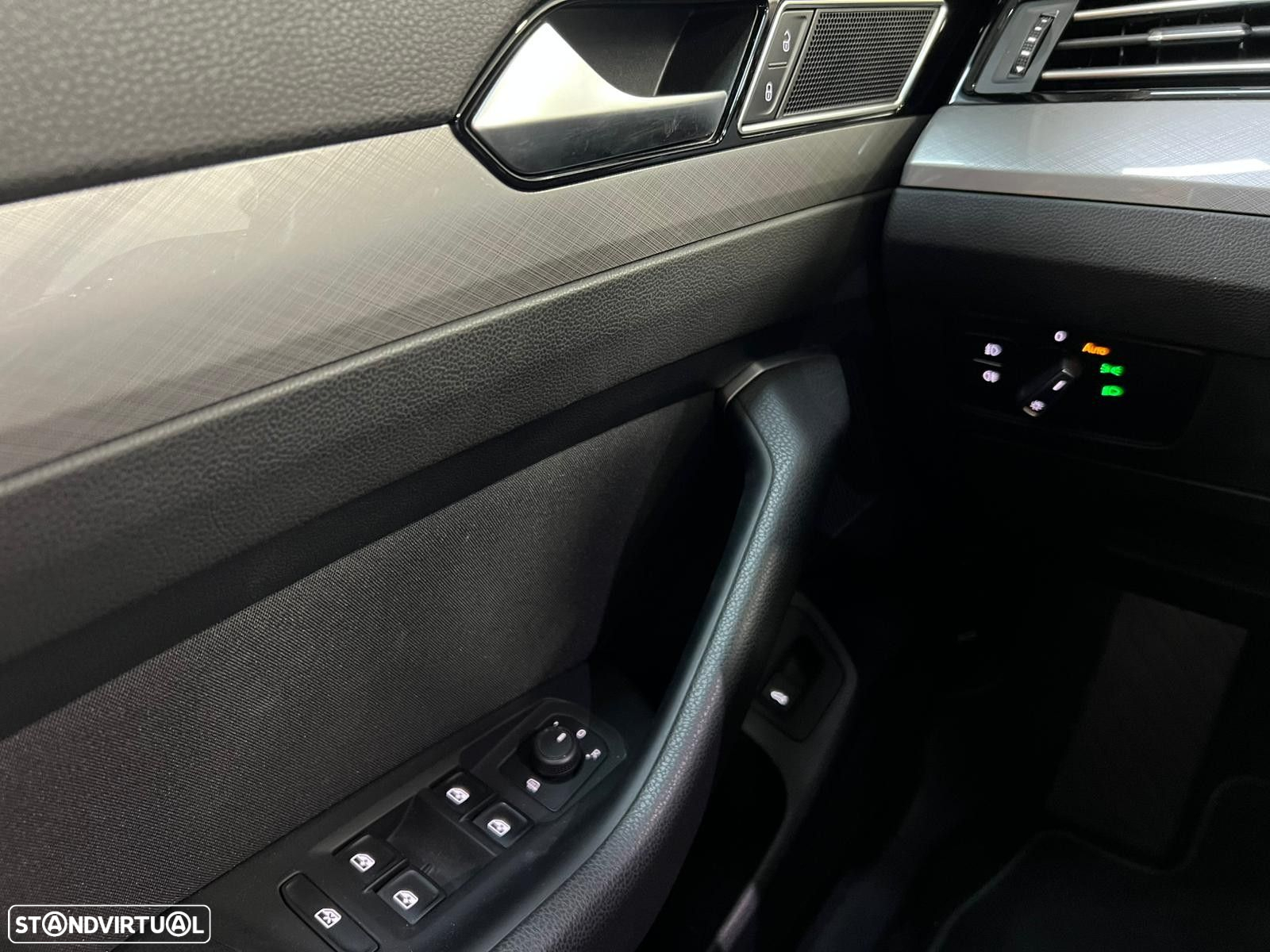 VW Passat Variant 1.5 TSI Business - 20