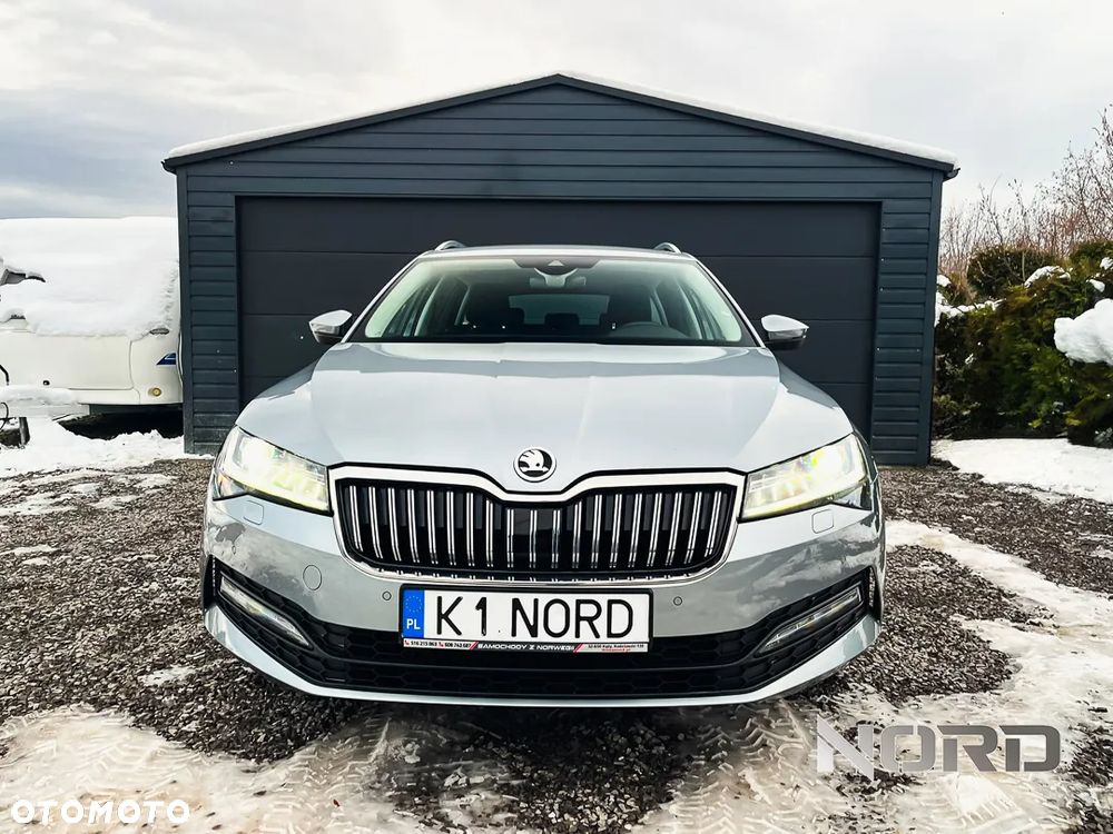 Skoda Superb 2.0 TDI Ambition DSG - 5