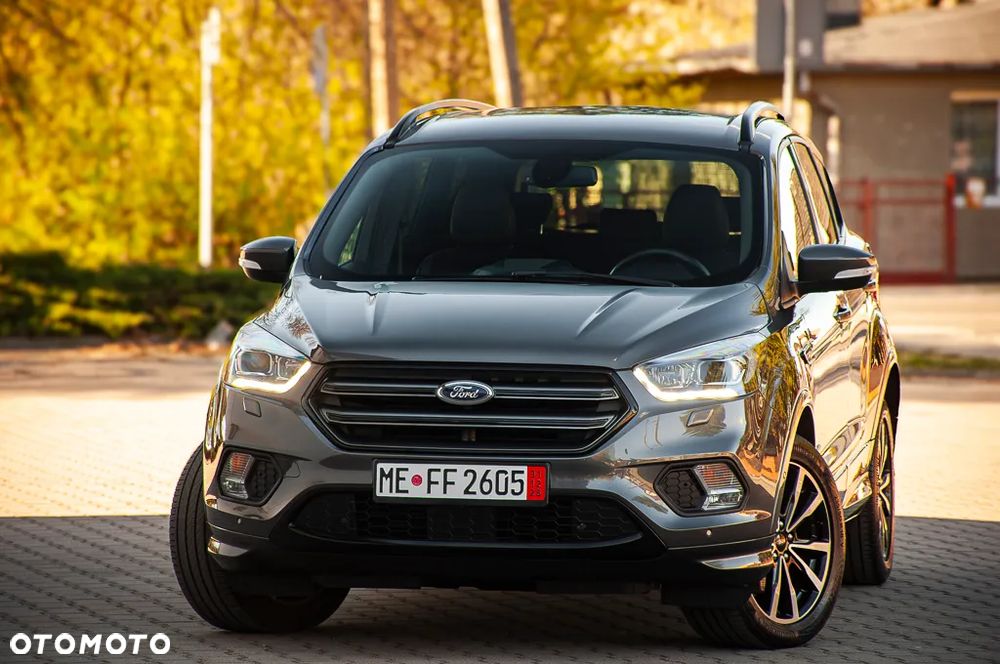 Ford Kuga 2.0 TDCi 4x4 ST-Line - 4