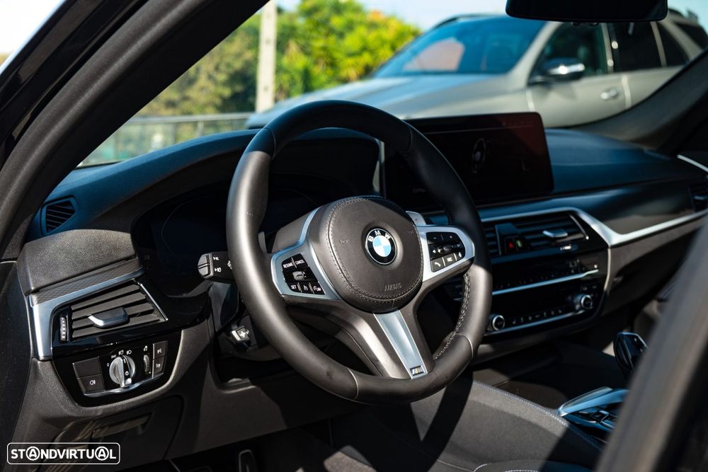 BMW 520 d Pack M Auto - 27