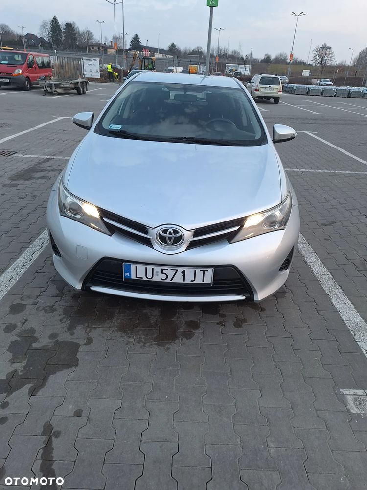 Toyota Auris 1.6 Dynamic - 1
