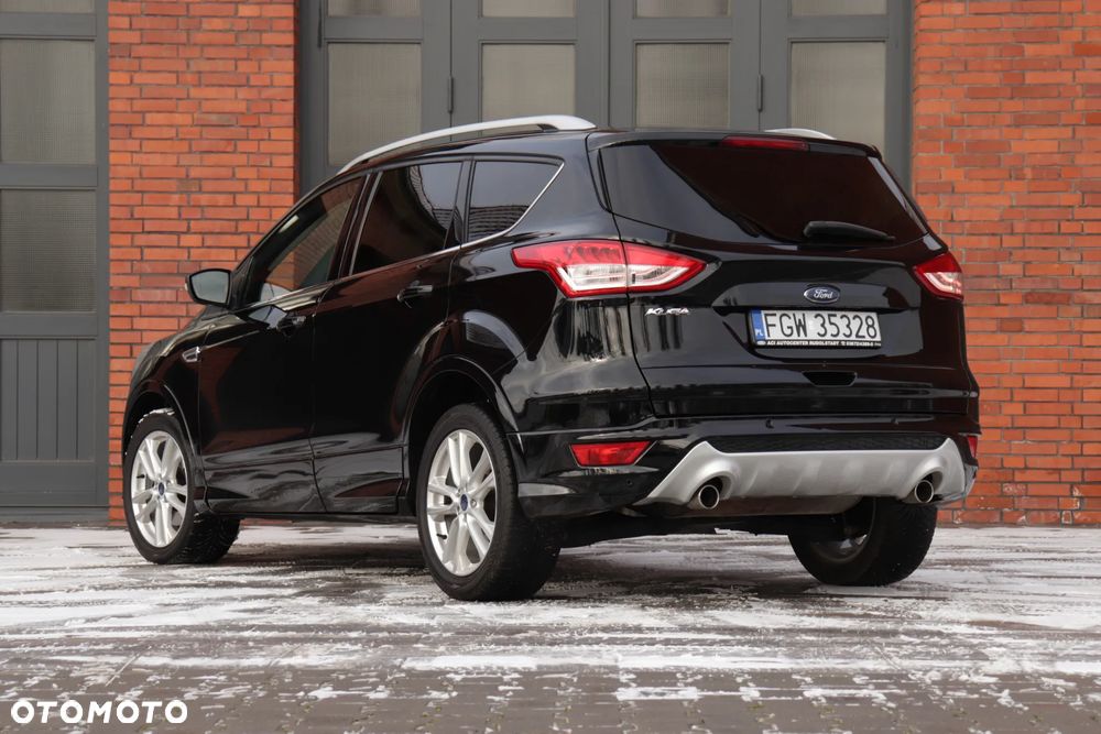 Ford Kuga 2.0 TDCi 2x4 Titanium - 15