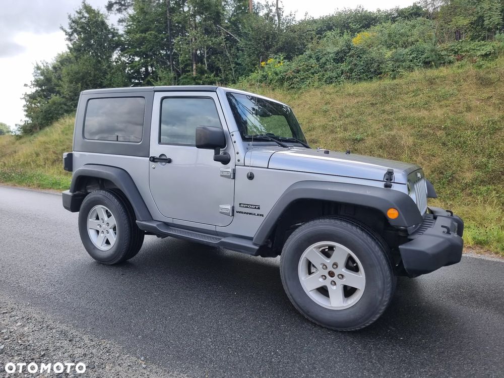 Jeep Wrangler - 2