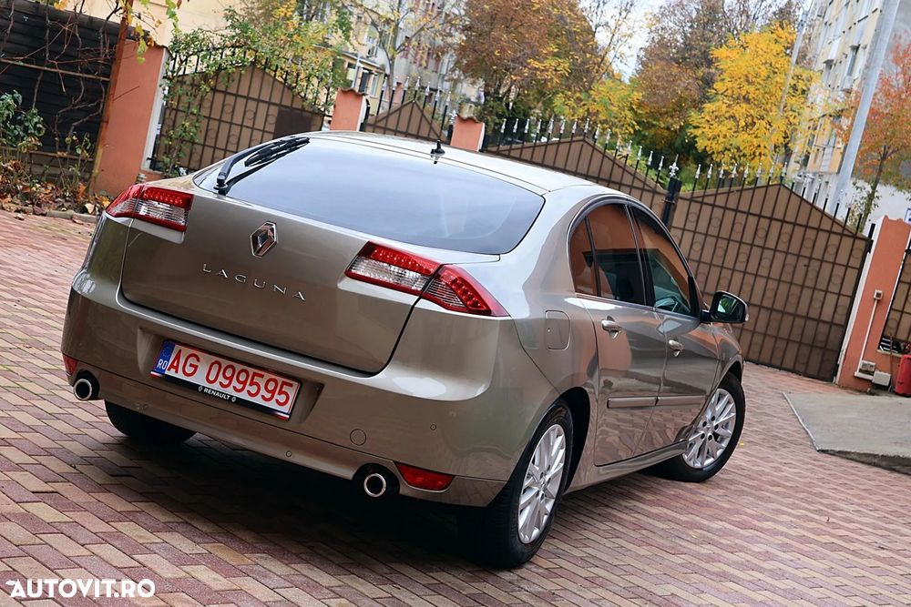 Renault Laguna 2.0 dCi FAP Exception - 13