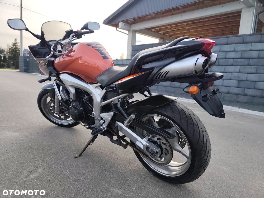 Yamaha FZ6 - 6