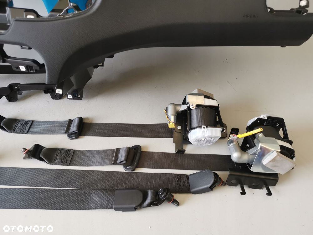 KIA X-CEED XCEED III LIFT KONSOLA DESKA PASY PODUSZKI KOMPLET - 2