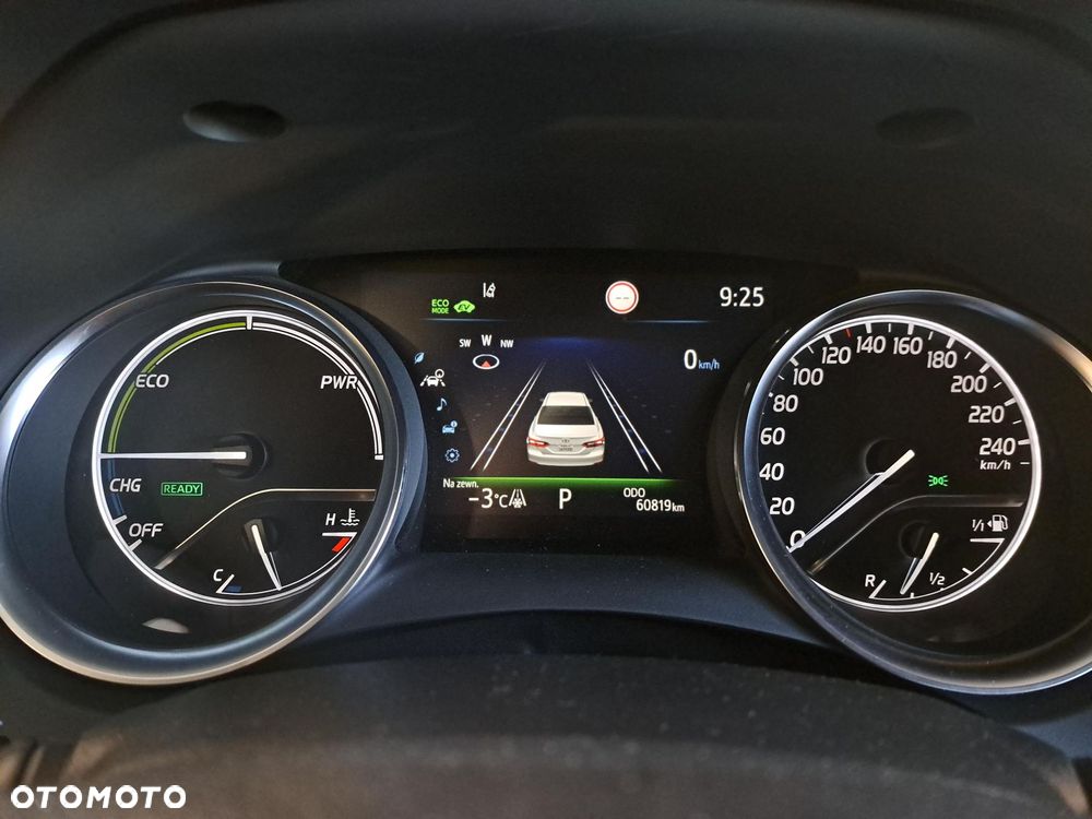 Toyota Camry 2.5 Hybrid Prestige CVT - 28