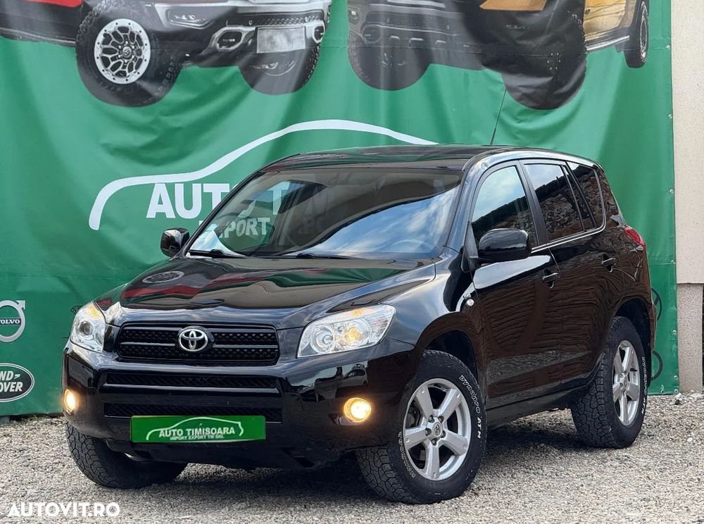 Toyota RAV4 - 1