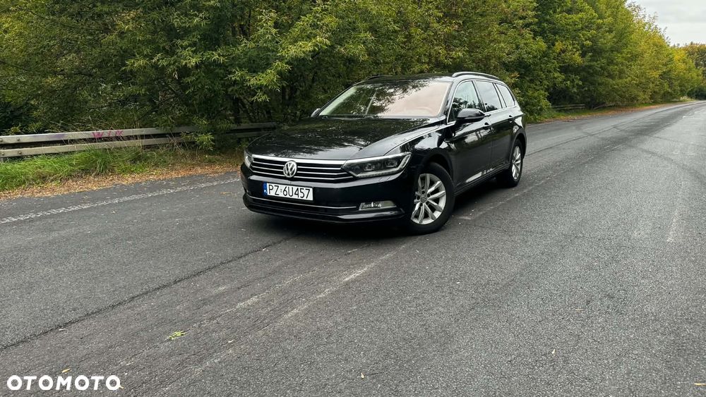 Volkswagen Passat 1.6 TDI BMT Comfortline - 19