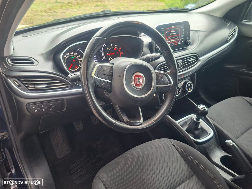 Fiat Tipo Station Wagon 1.6 M-Jet Lounge - 11