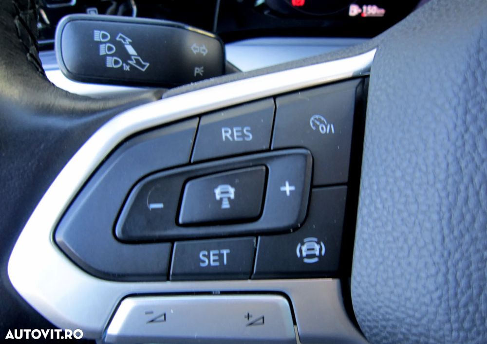 Volkswagen Golf - 15