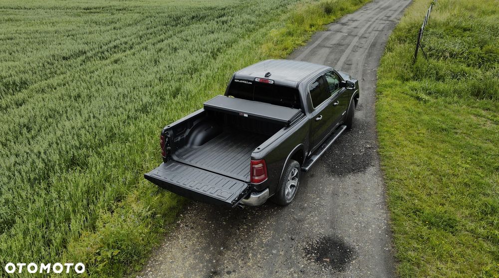 RAM 1500 5.7 Crew Cab Longbed Laramie Chrome - 7