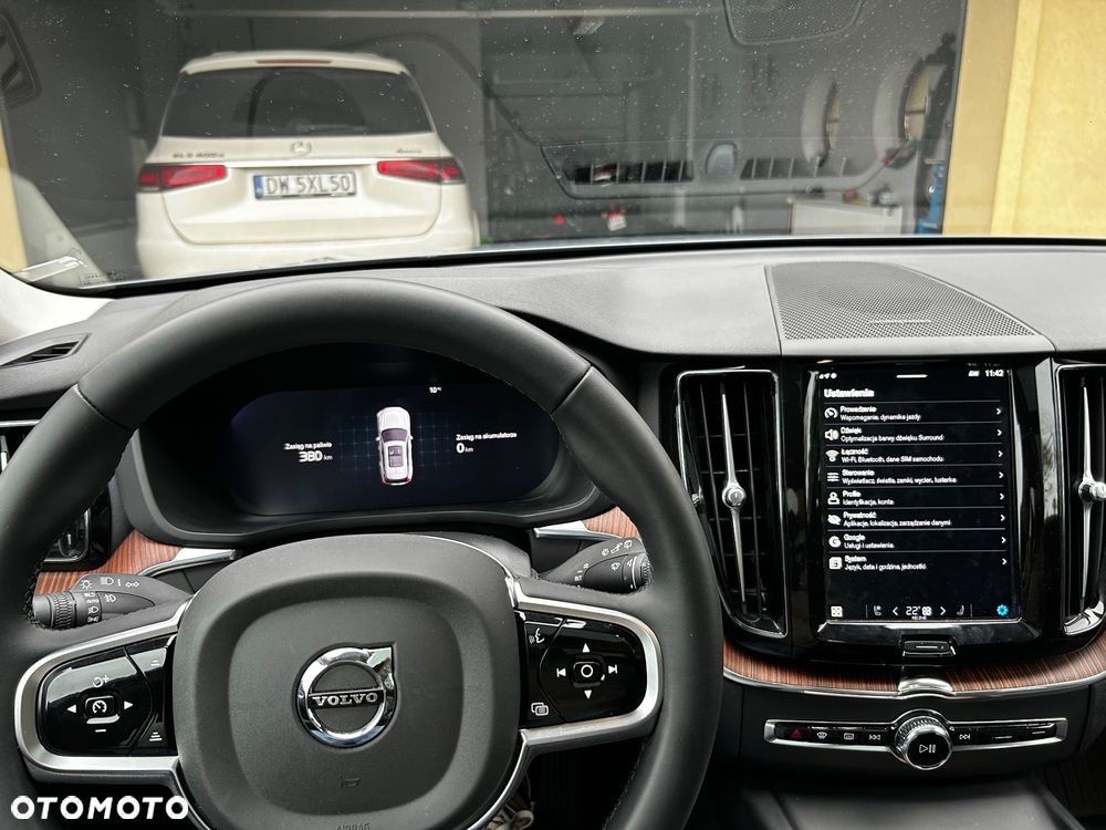 Volvo XC 60 T8 AWD Recharge Geartronic RDesign - 40