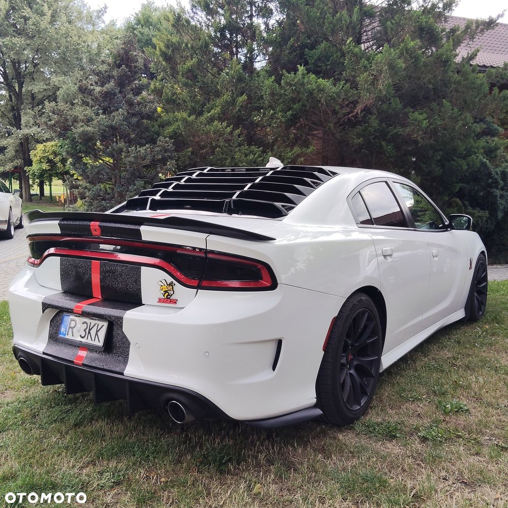 Dodge Charger - 7