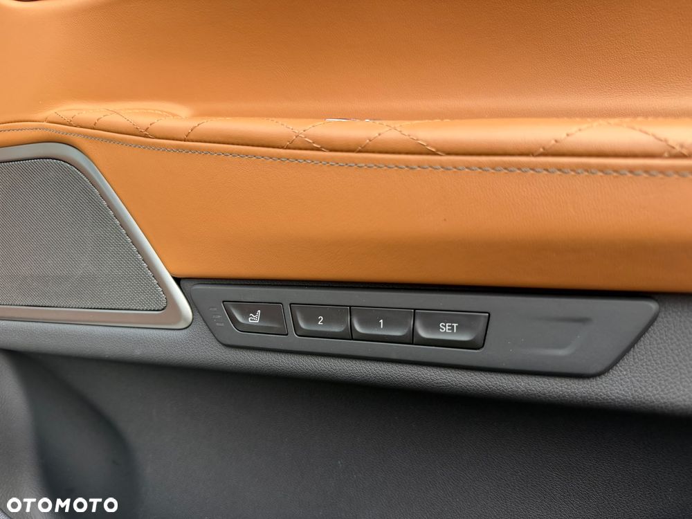 BMW Seria 7 - 14
