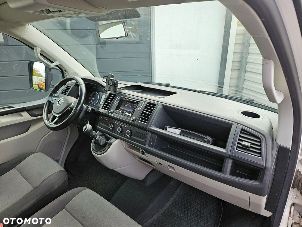 Volkswagen Transporter - 31