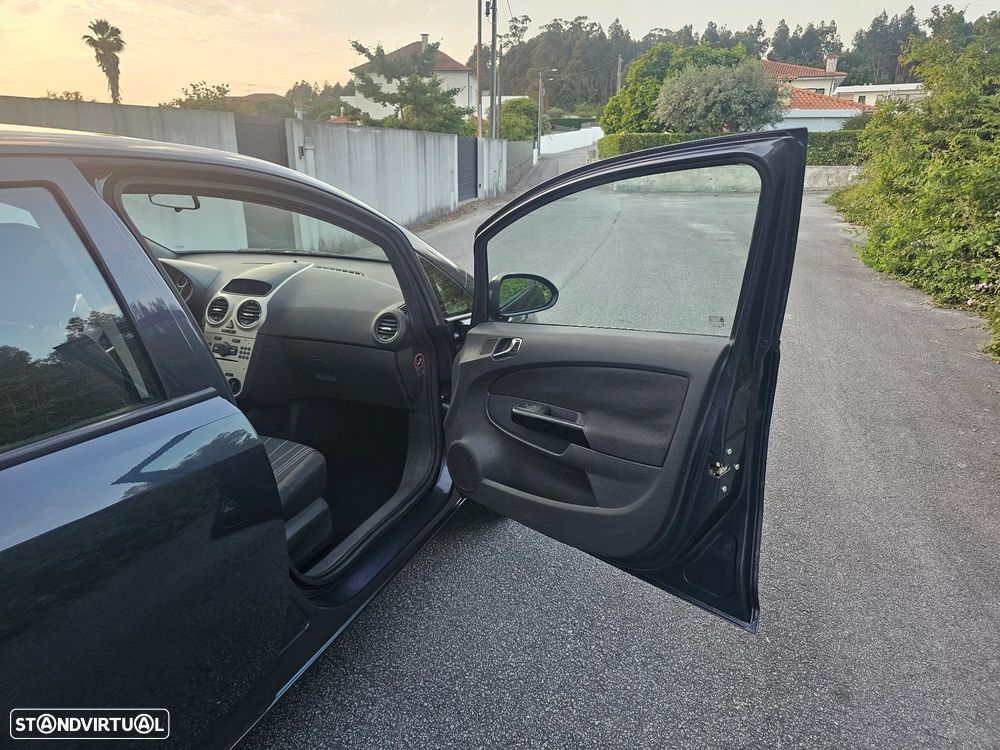 Opel Corsa 1.3 CDTI Enjoy EcoFLEX - 25